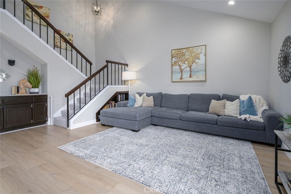 5867 E MOUNTAIN LOOP Trail 11