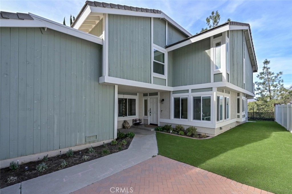 5867 E MOUNTAIN LOOP Trail 11