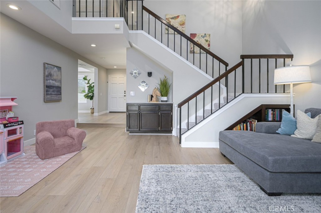 5867 E MOUNTAIN LOOP Trail 11