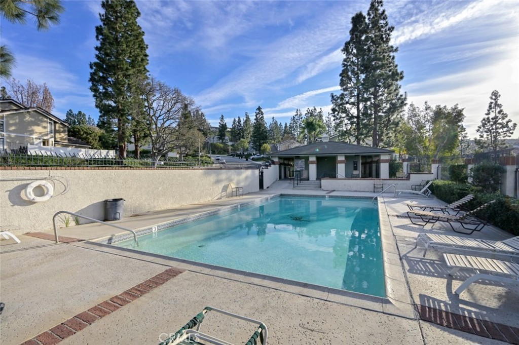 5867 E MOUNTAIN LOOP Trail 11