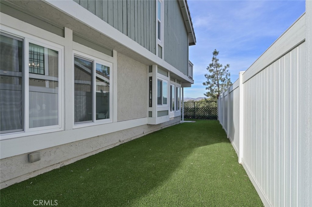 5867 E MOUNTAIN LOOP Trail 11