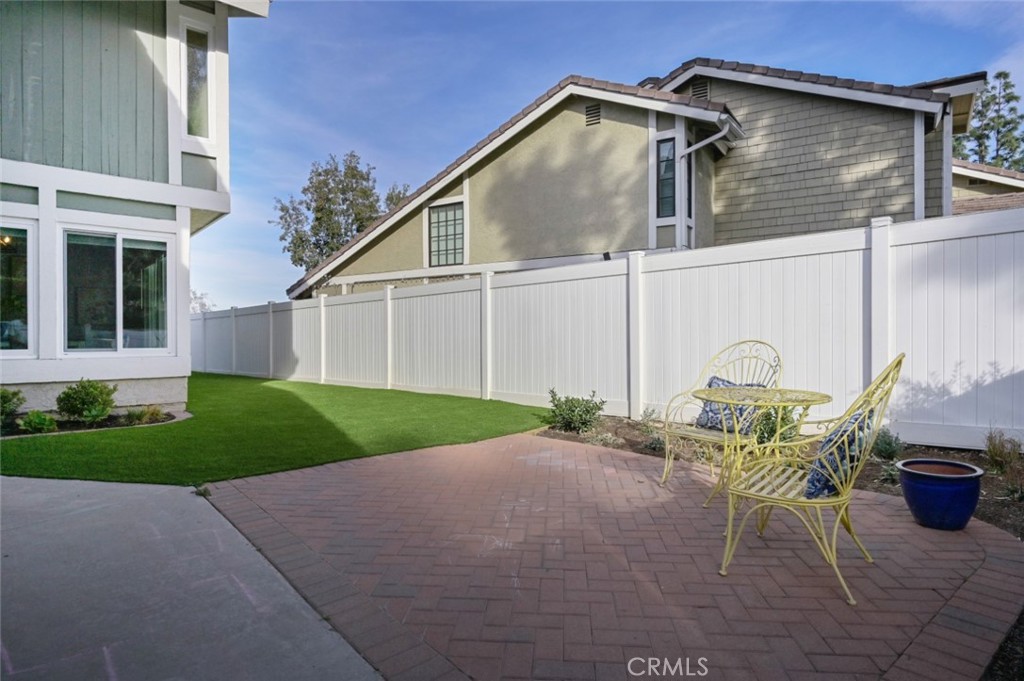 5867 E MOUNTAIN LOOP Trail 11