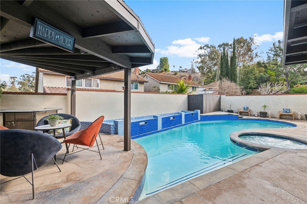 6889 E Georgetown Circle