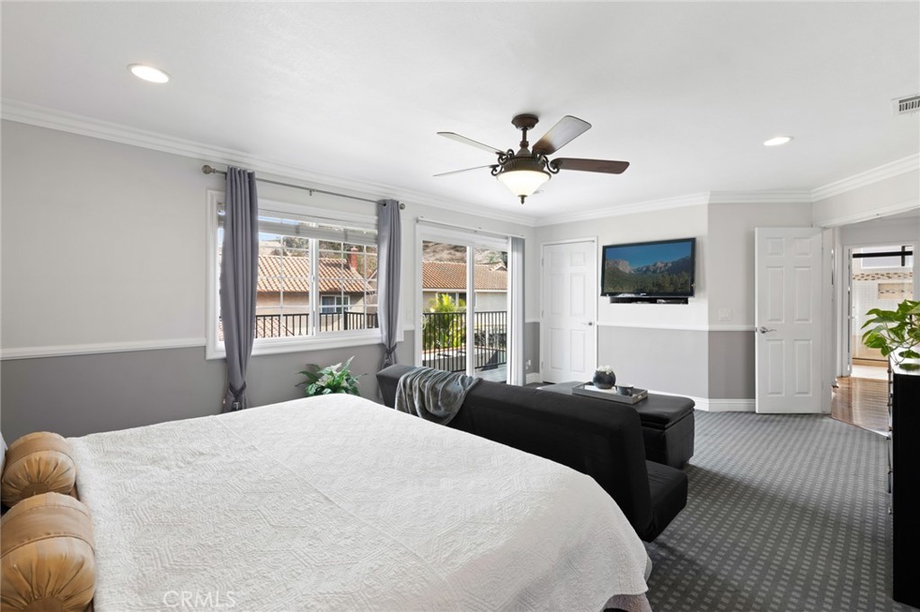 6889 E Georgetown Circle