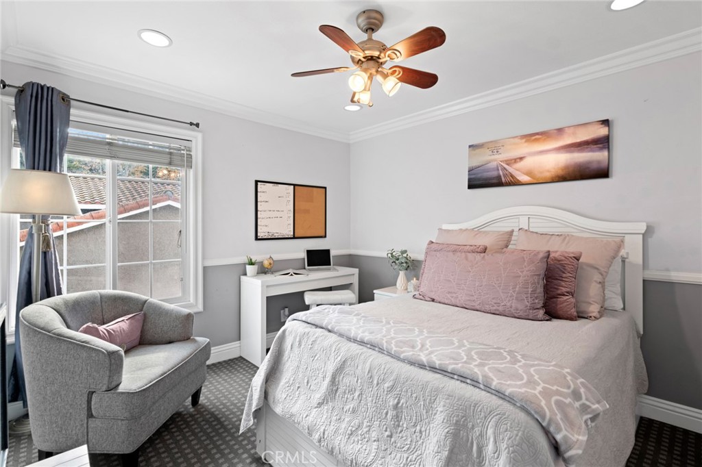 6889 E Georgetown Circle