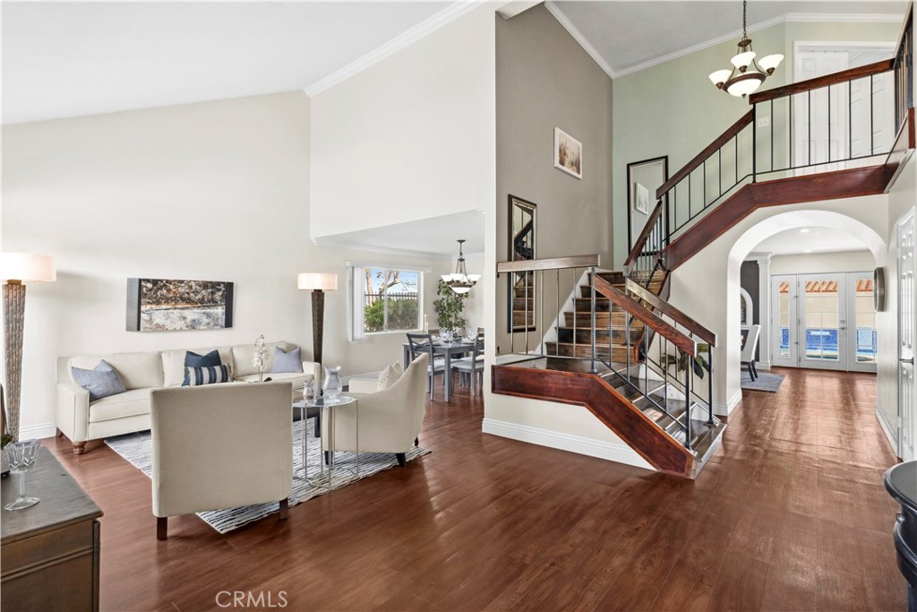 6889 E Georgetown Circle