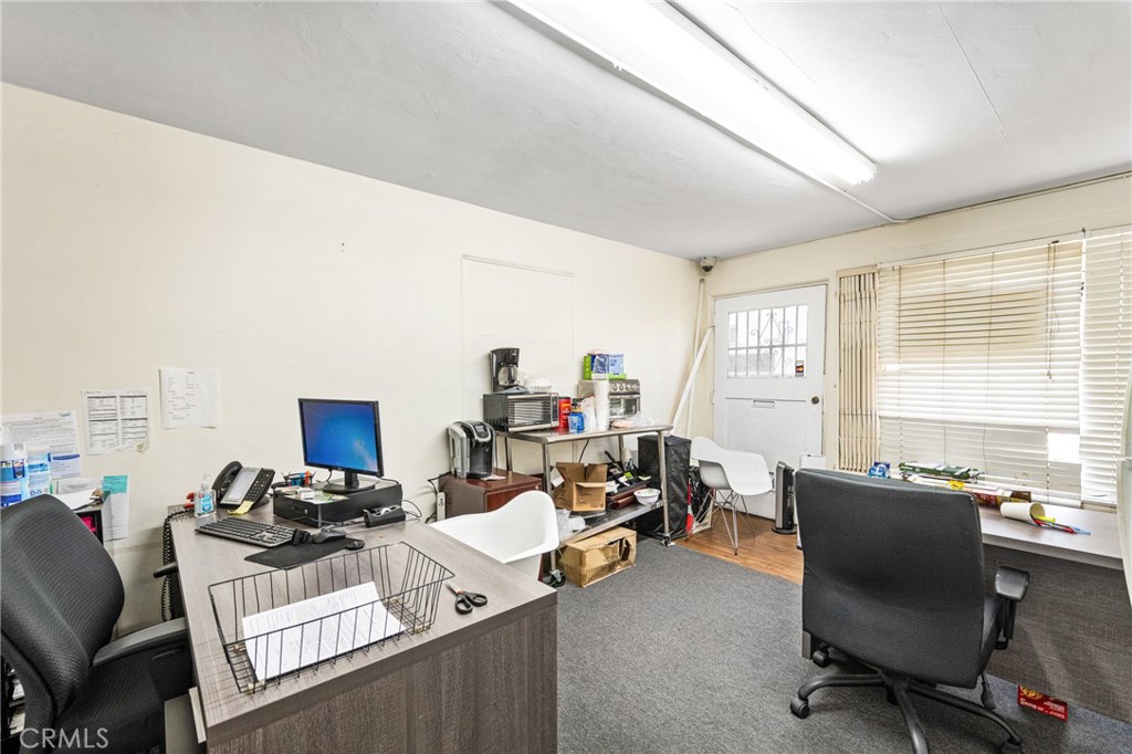 1106 W Santa Ana Boulevard