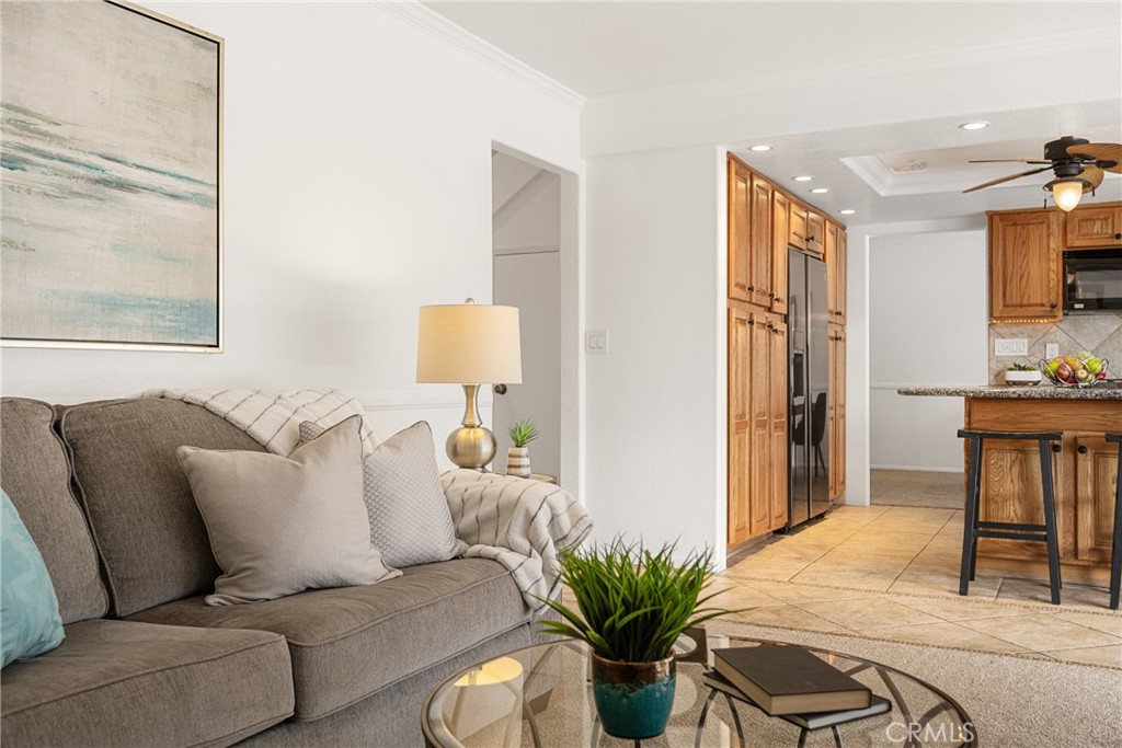 7842 E Woodsboro Avenue