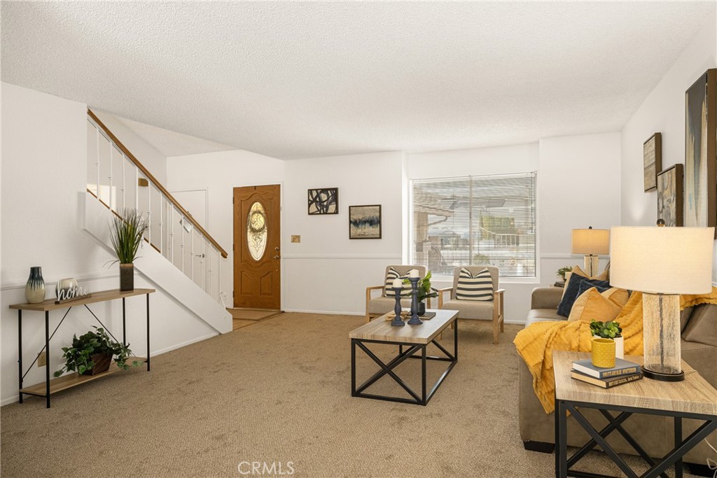 7842 E Woodsboro Avenue