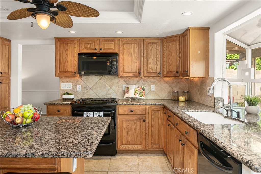 7842 E Woodsboro Avenue