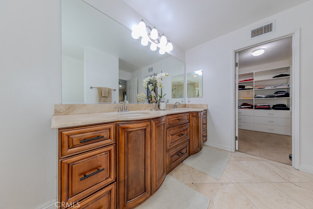 5760 Southview Drive