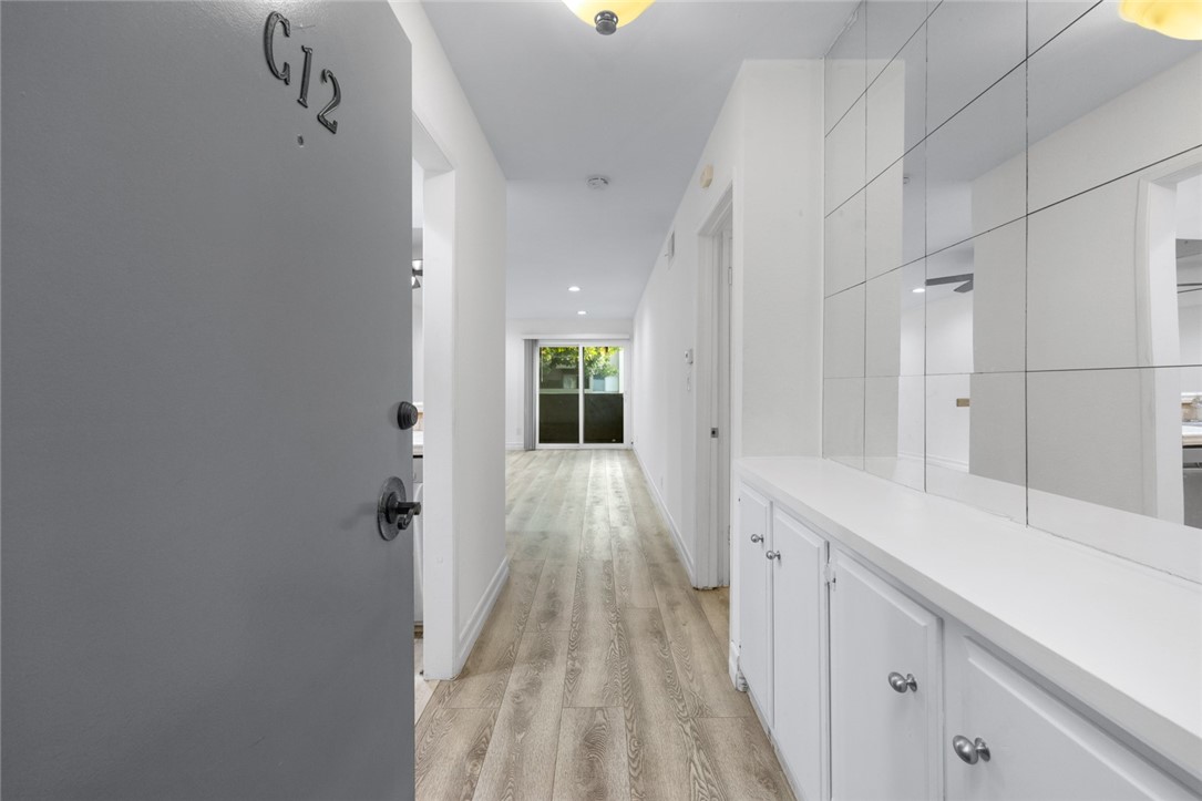 278 N Wilshire Avenue 141