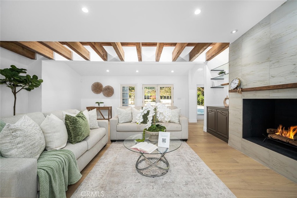 3713 Royal Woods Drive