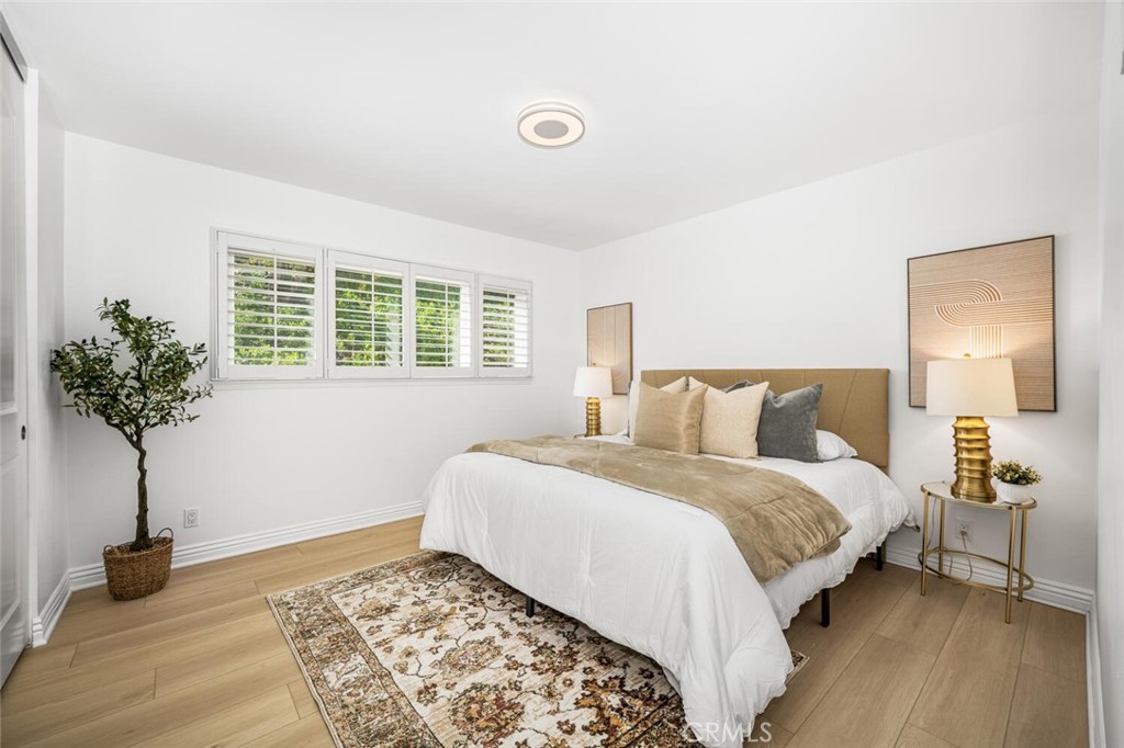 3713 Royal Woods Drive