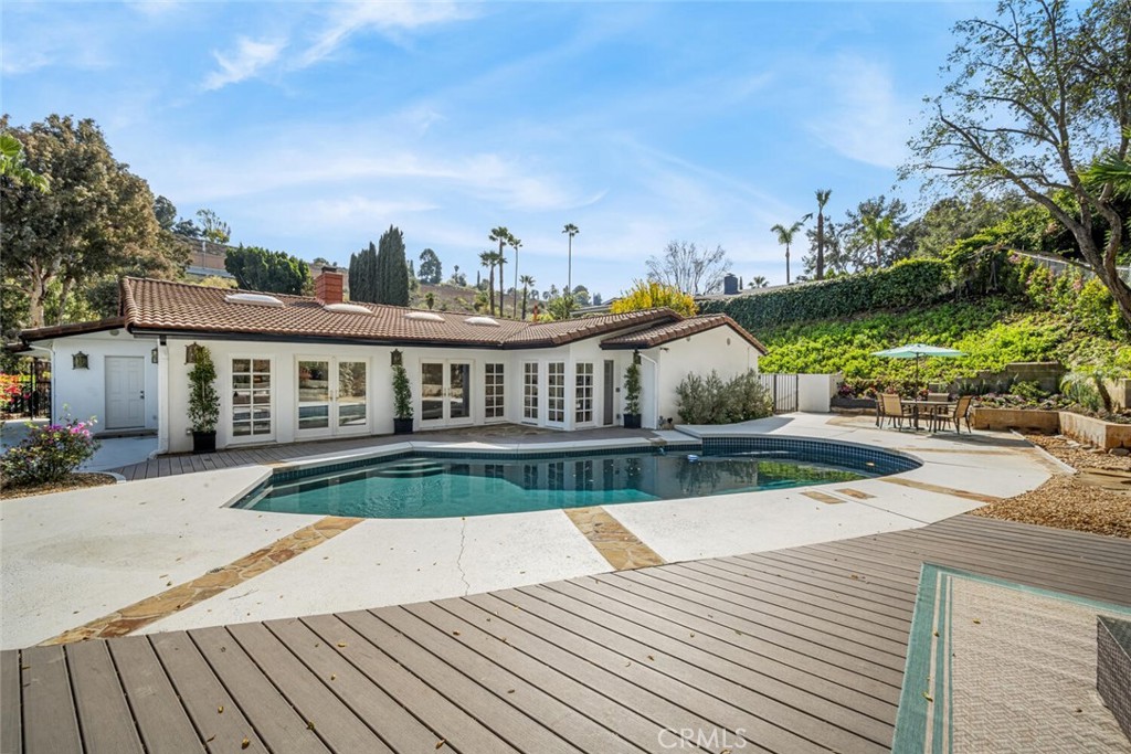 3713 Royal Woods Drive