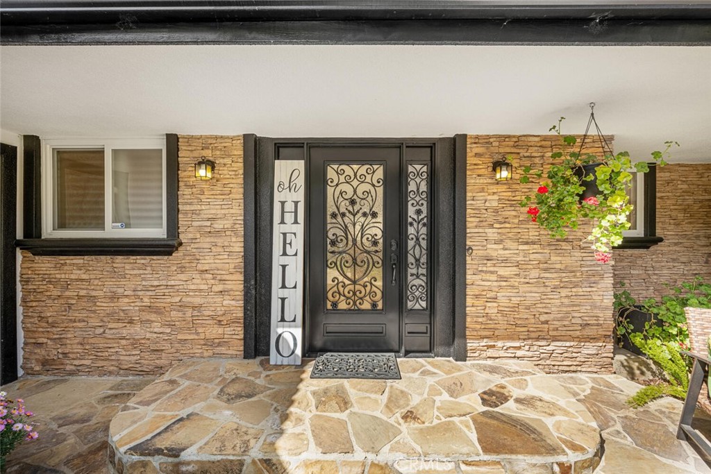 3713 Royal Woods Drive
