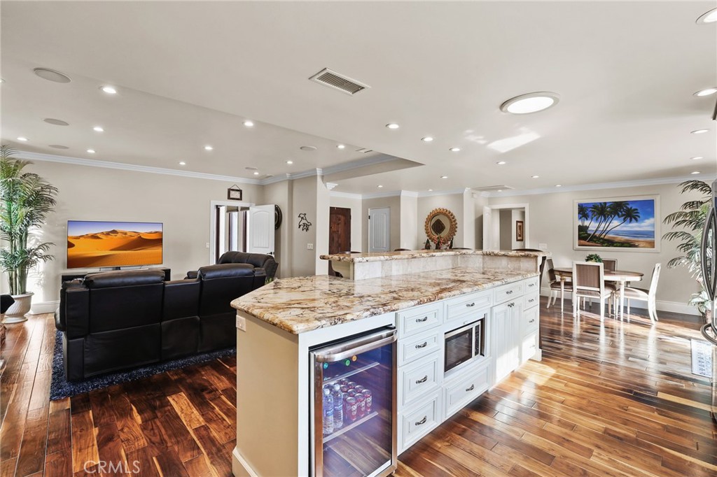2682 Oak Knoll Drive