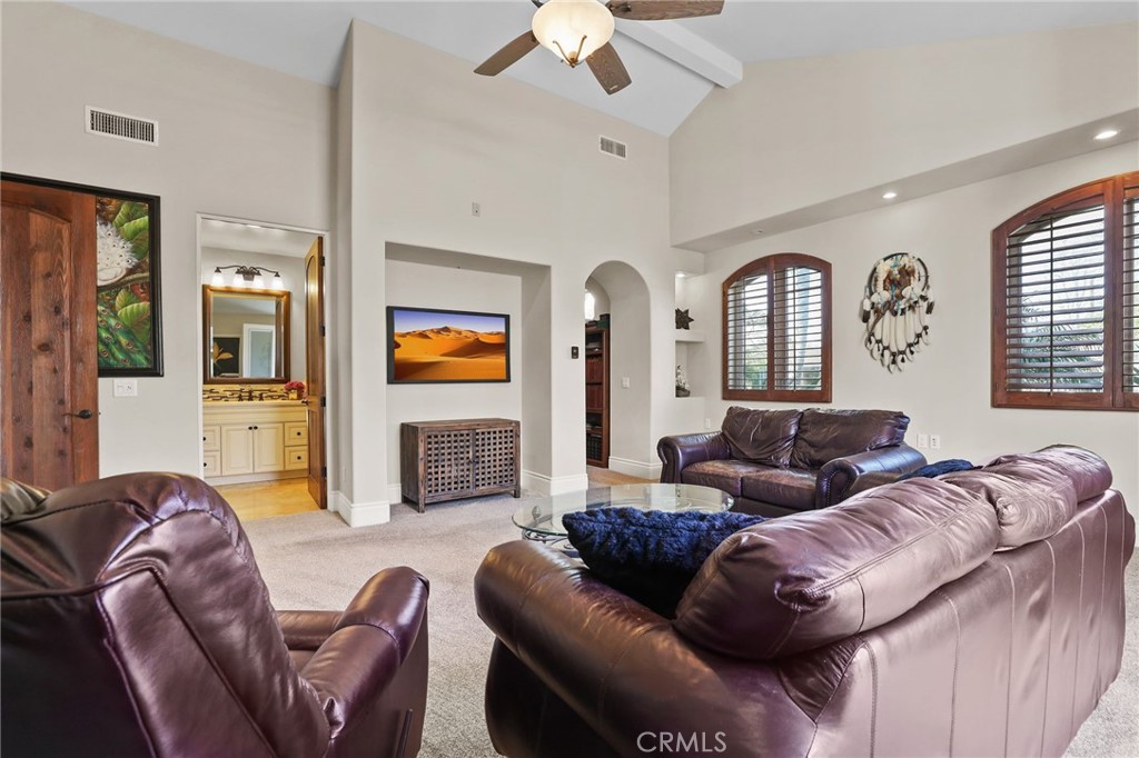 2682 Oak Knoll Drive