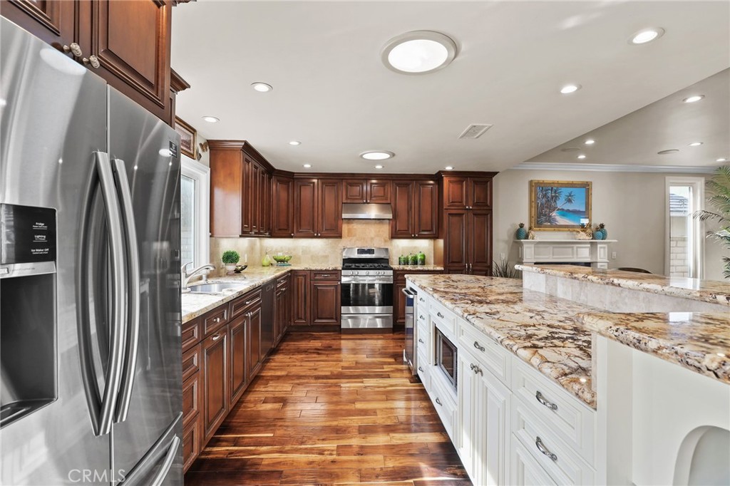 2682 Oak Knoll Drive