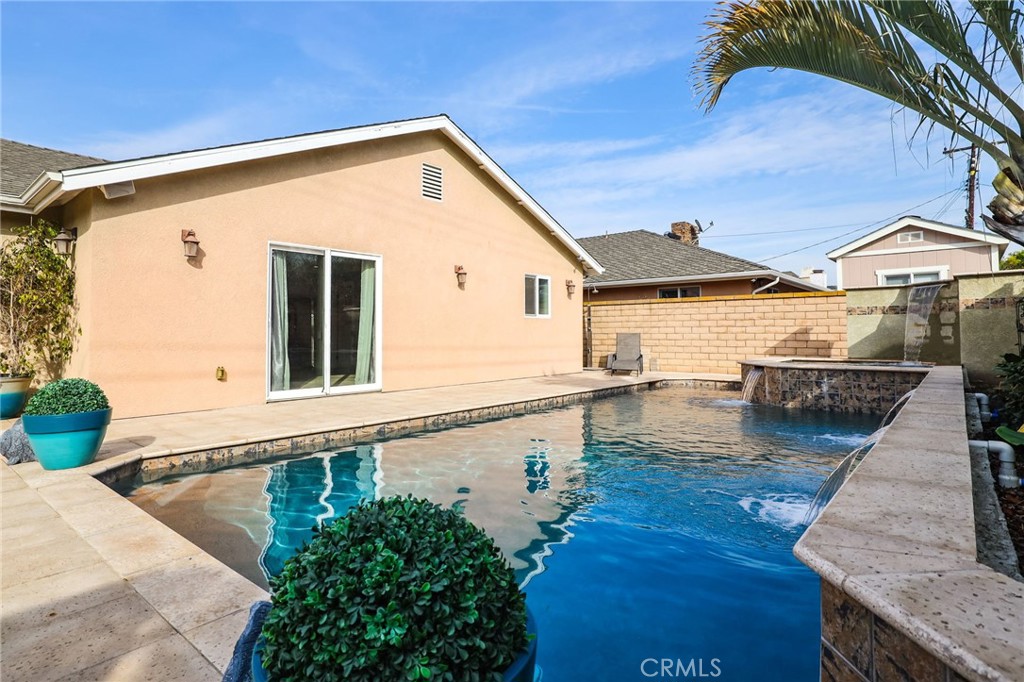 2682 Oak Knoll Drive