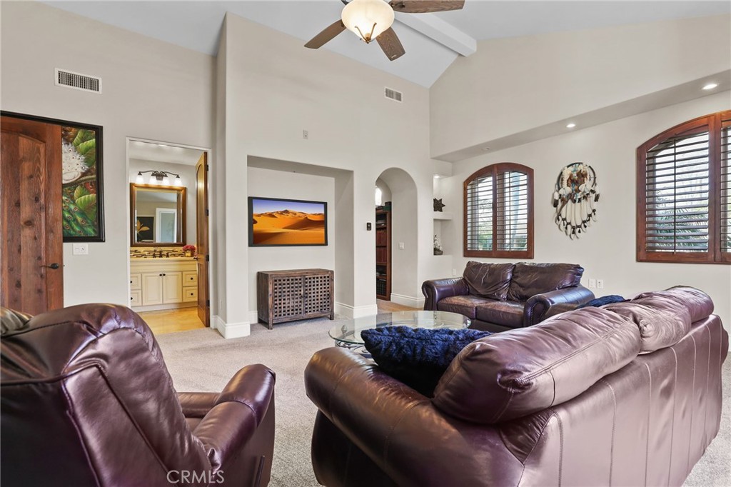 2682 Oak Knoll Drive