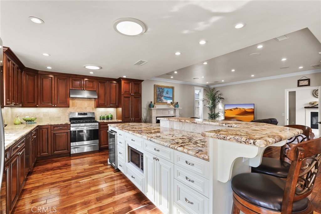 2682 Oak Knoll Drive