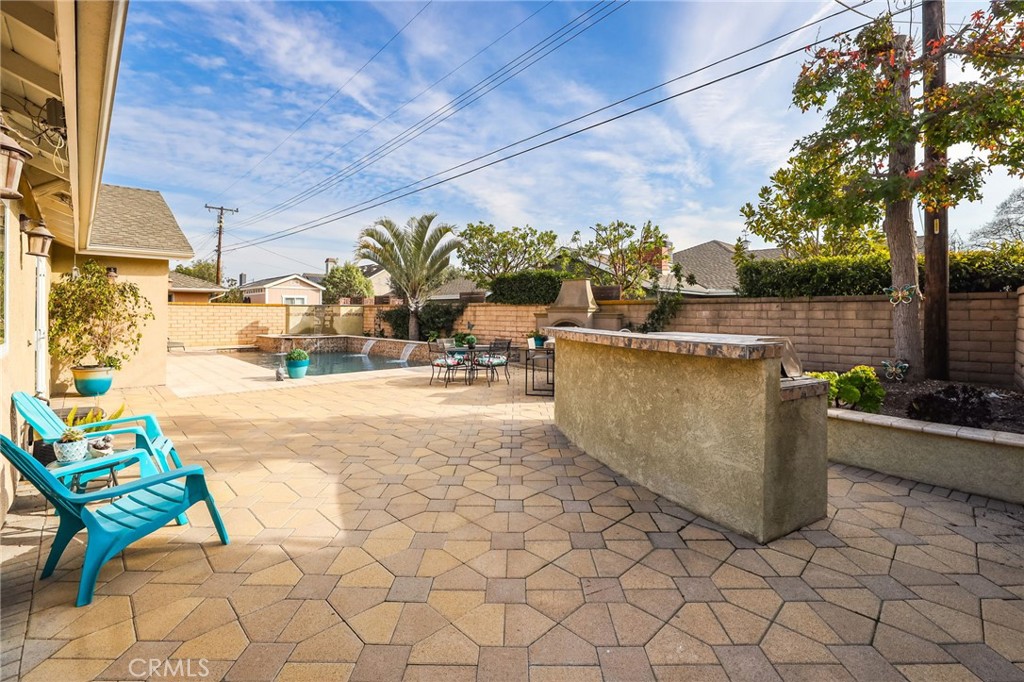 2682 Oak Knoll Drive