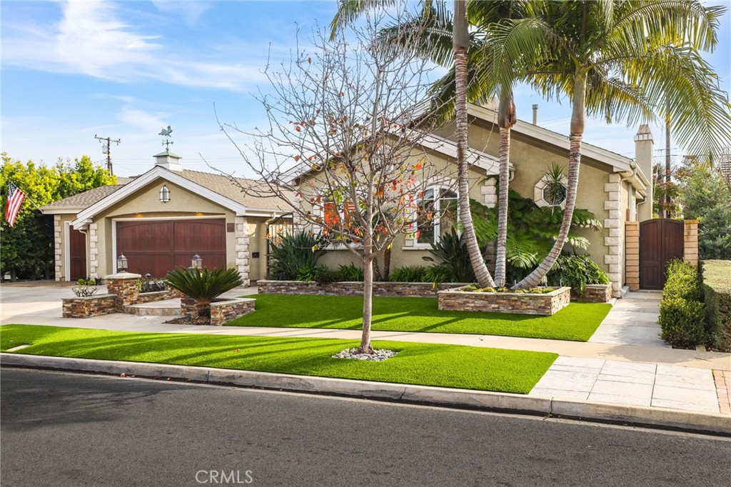 2682 Oak Knoll Drive