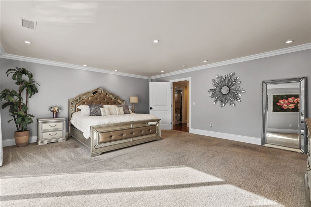 2682 Oak Knoll Drive