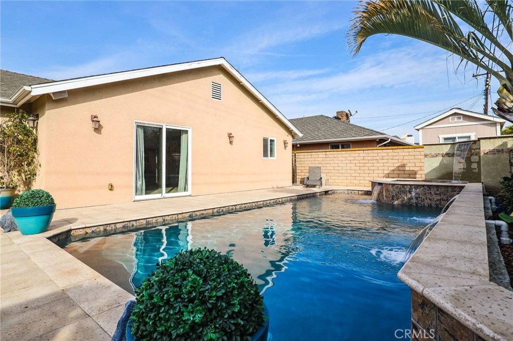 2682 Oak Knoll Drive