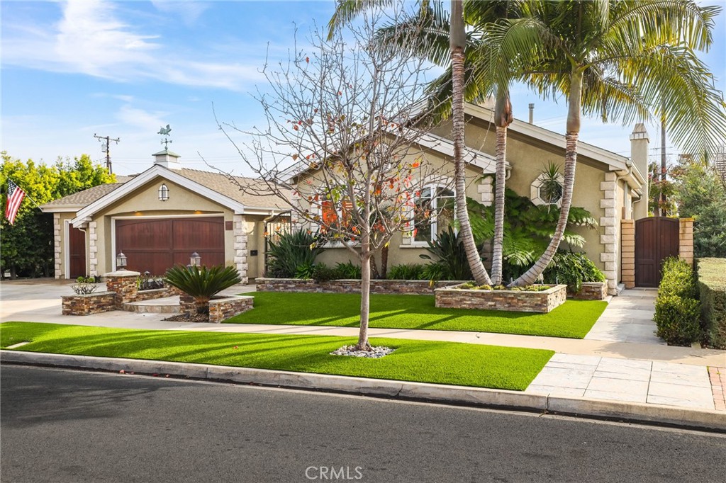 2682 Oak Knoll Drive
