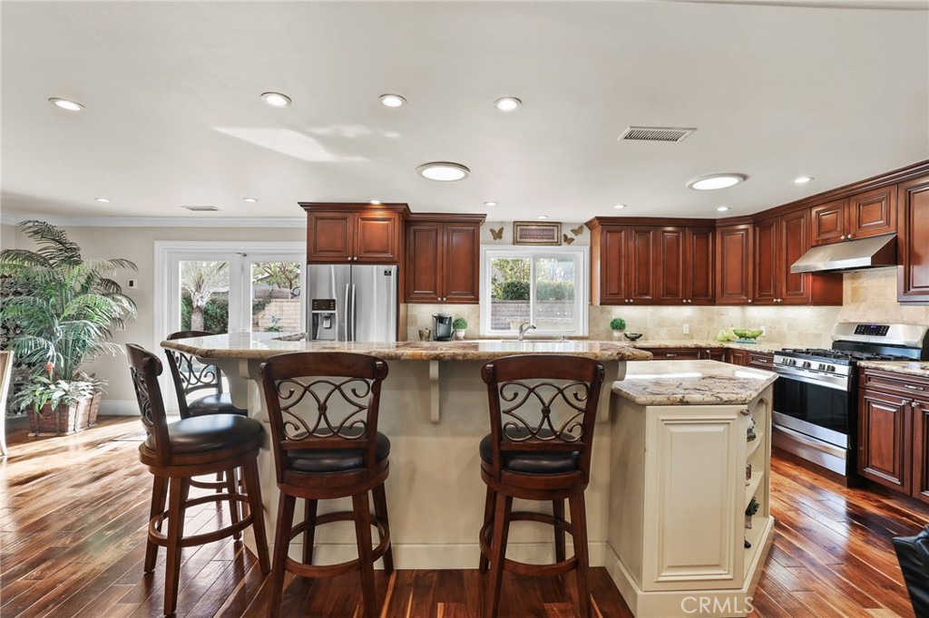 2682 Oak Knoll Drive