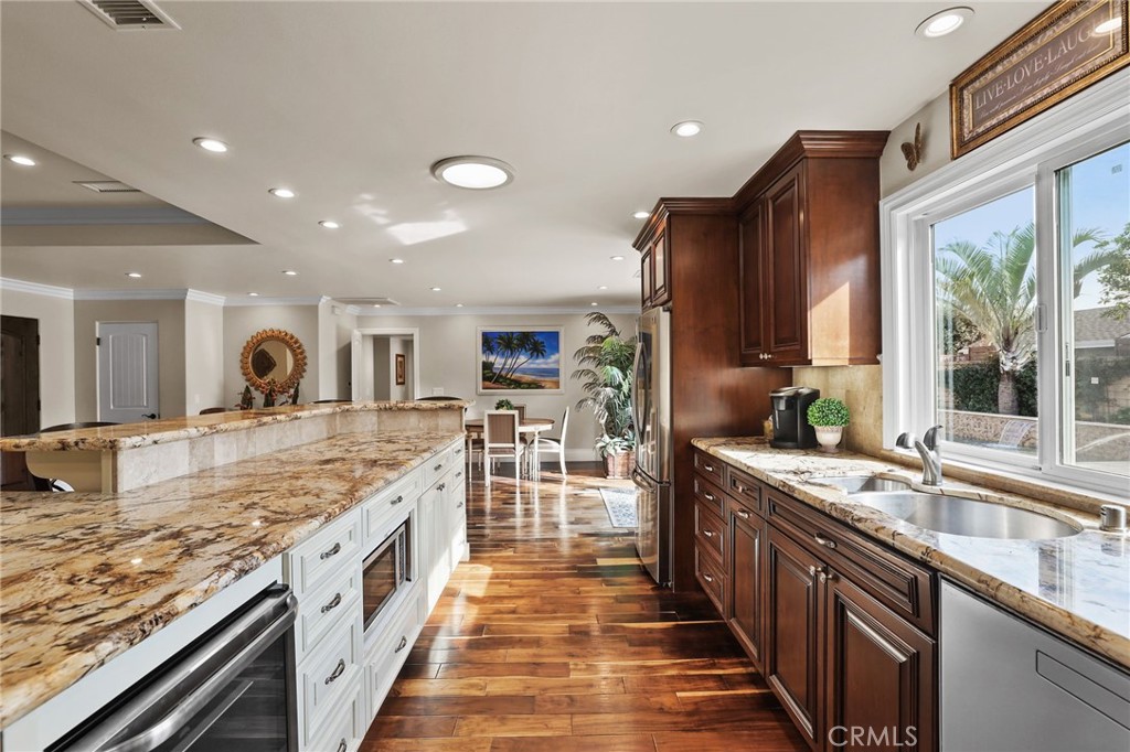 2682 Oak Knoll Drive