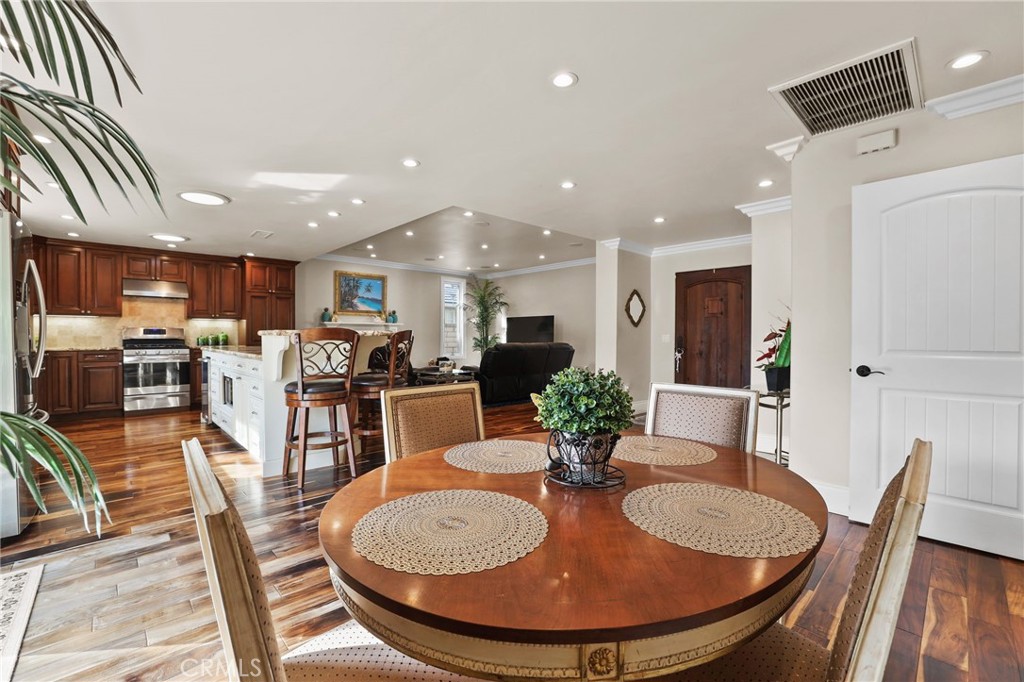 2682 Oak Knoll Drive