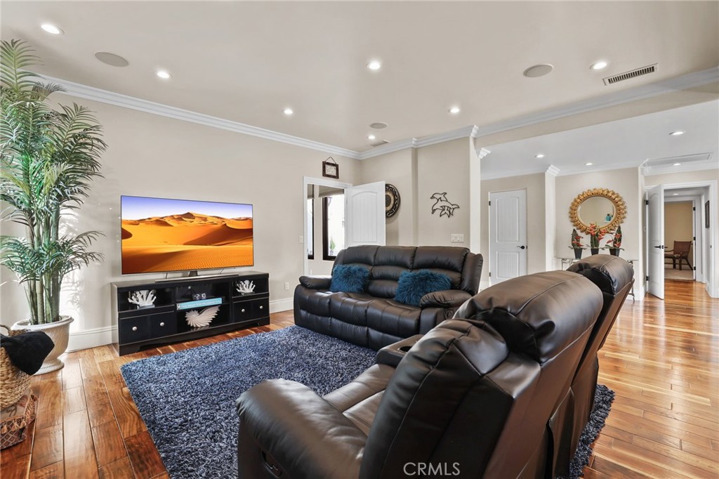 2682 Oak Knoll Drive