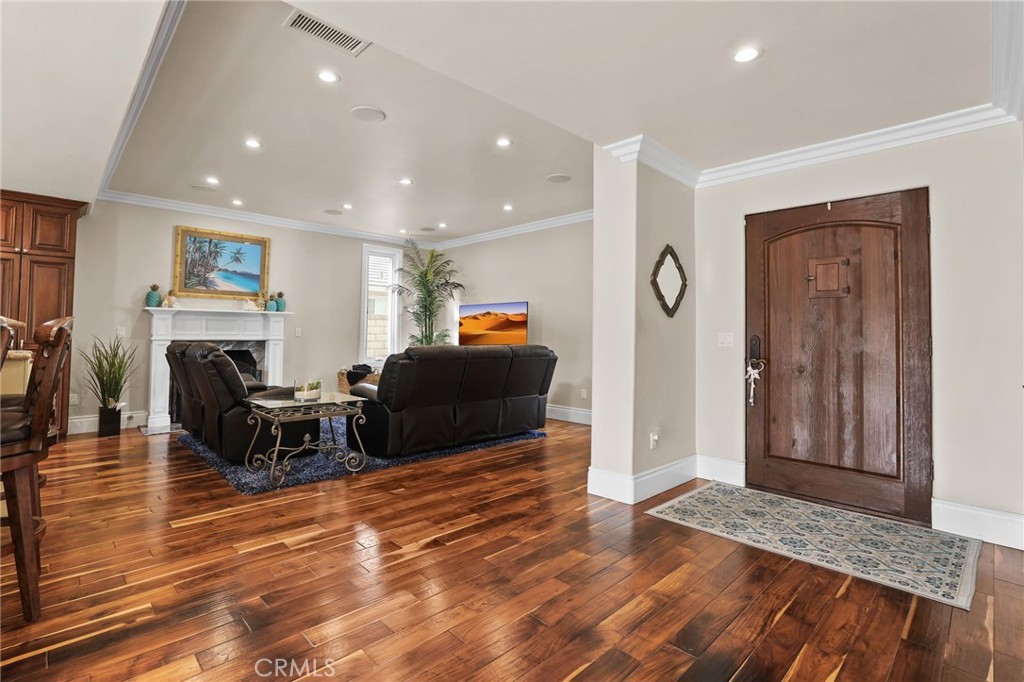 2682 Oak Knoll Drive