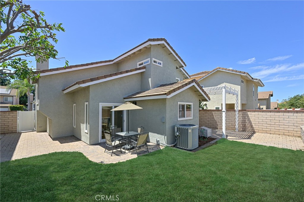 17395 BRIARDALE Lane