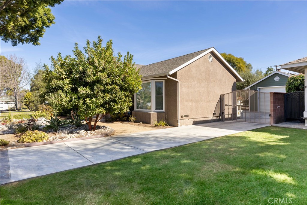 6764 E Parapet Street