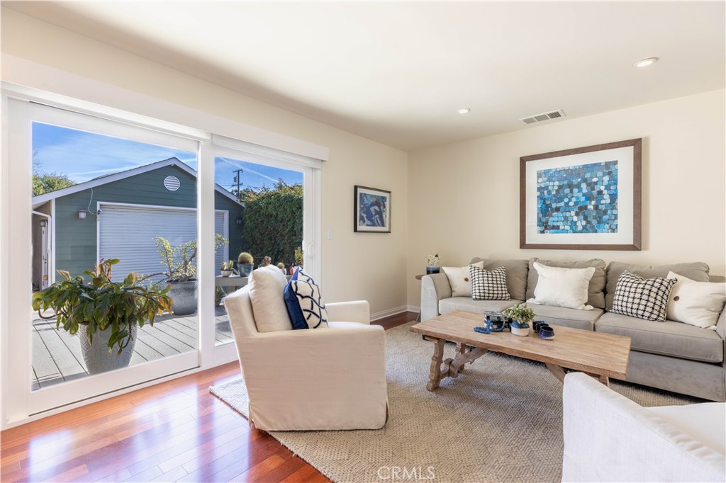 6764 E Parapet Street