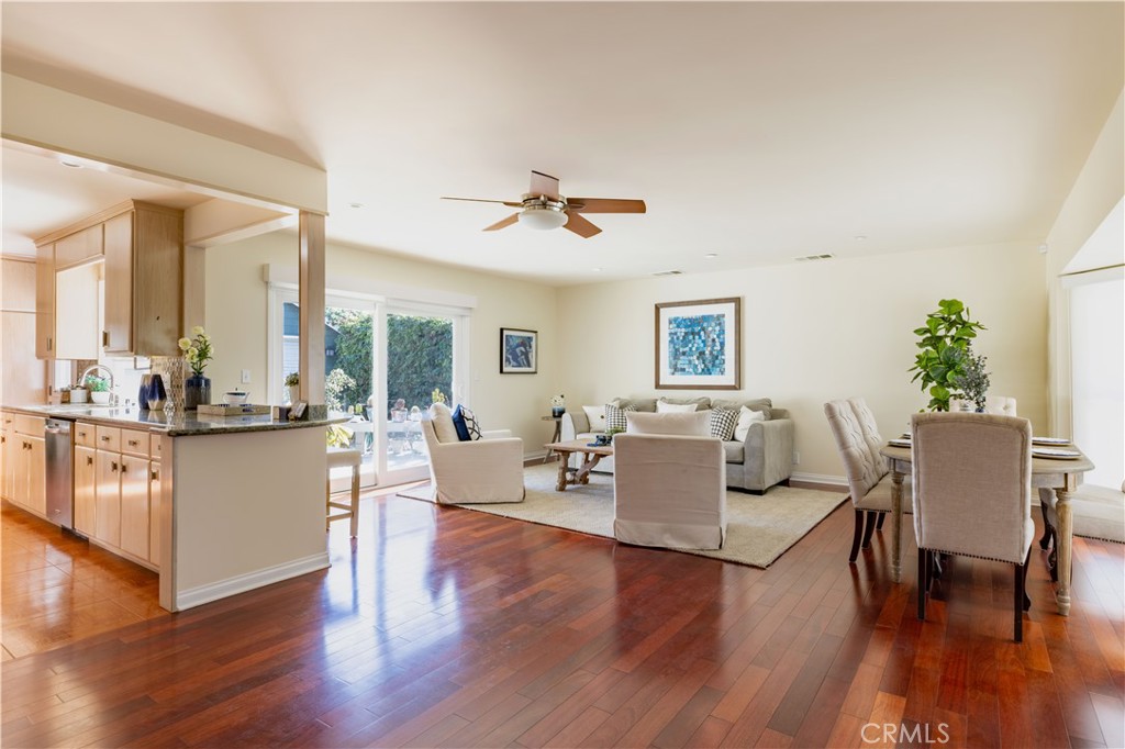 6764 E Parapet Street