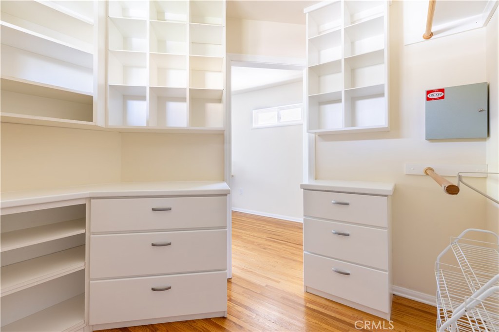 6764 E Parapet Street