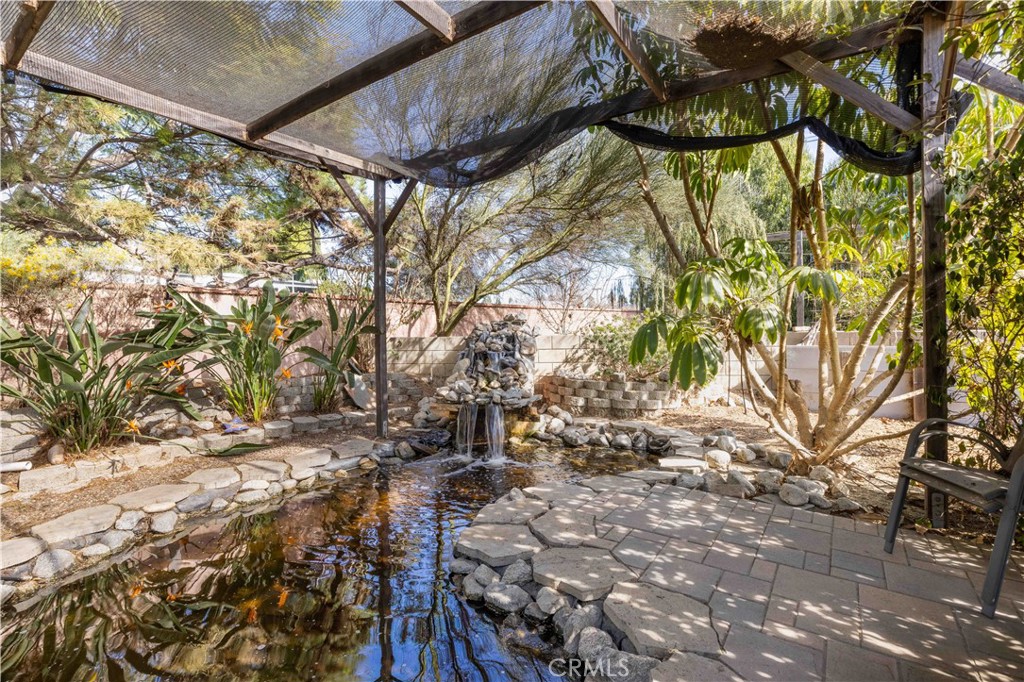 6764 E Parapet Street