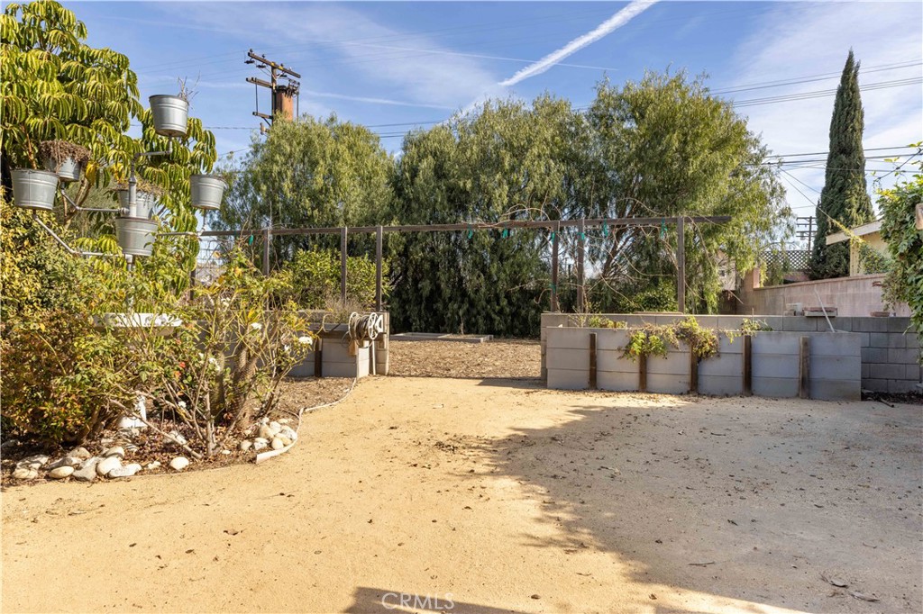 6764 E Parapet Street