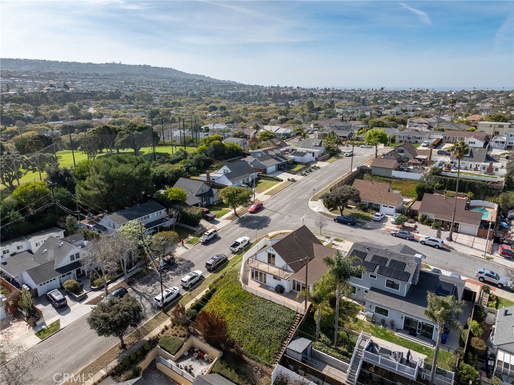 22640 Ellinwood Drive