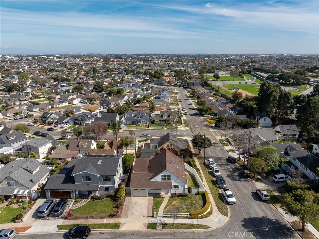 22640 Ellinwood Drive