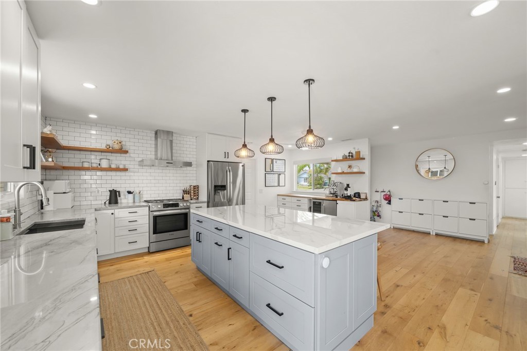 19542 Constellation Lane