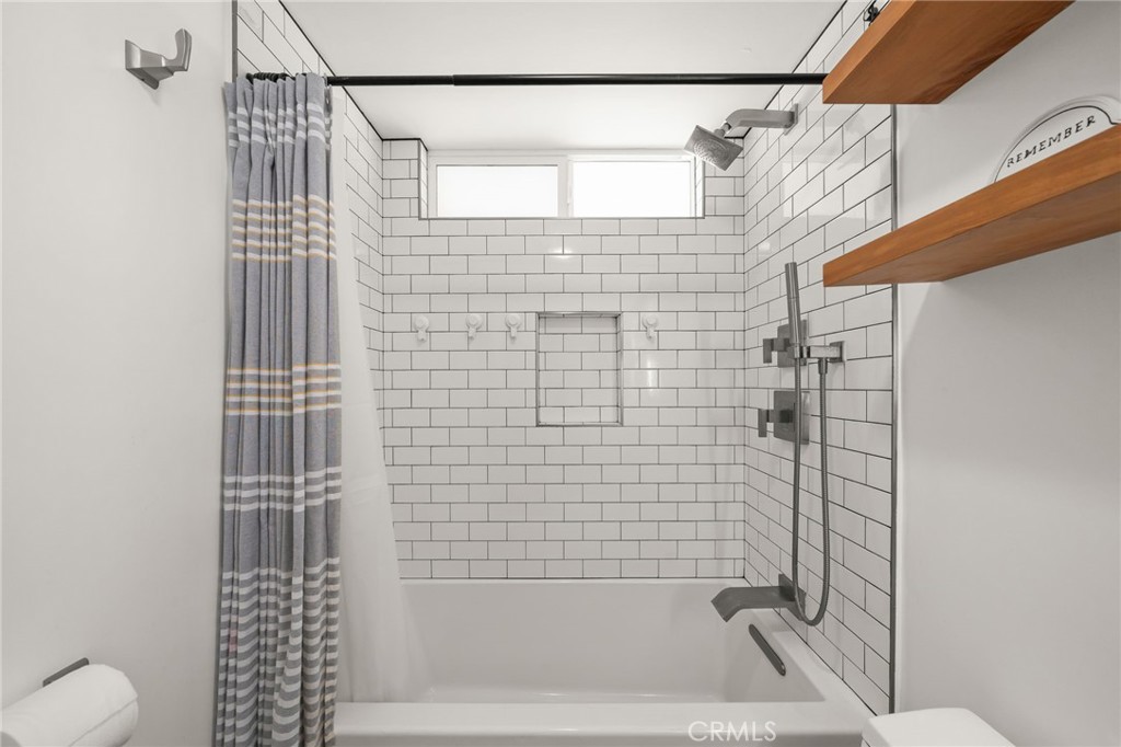 19542 Constellation Lane