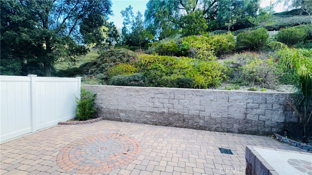 420 S San Vicente Lane