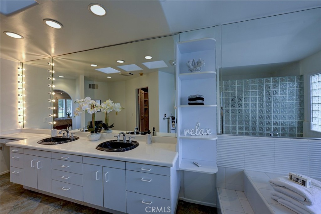 5971 Country View Drive