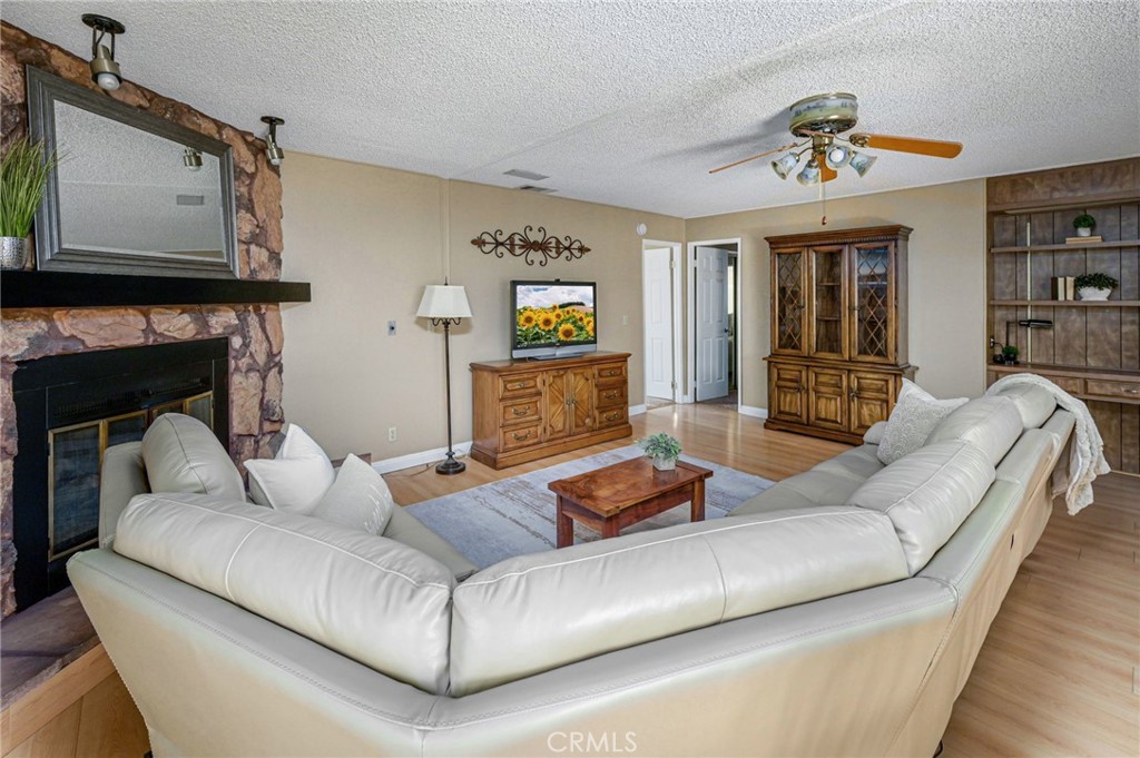 43721 MABLE Court